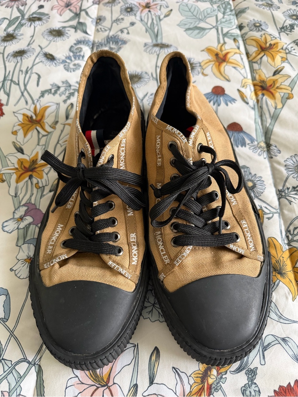 Moncler Men’s Tan and Black Canvas Low-Top Sneakers